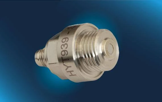 Humidity_sensor_HYT939_steelhousing.jpg
